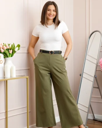Pantaloni kaki evazati cu talie elastica la spate si curea reglabila Molly