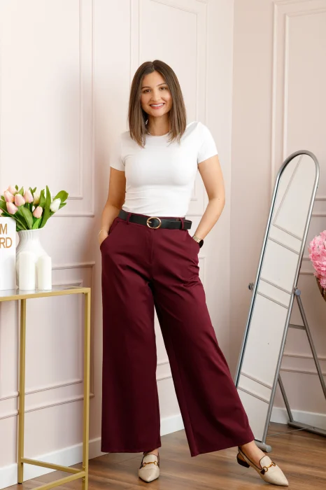 Pantaloni grena evazati cu talie elastica la spate si curea reglabila Molly