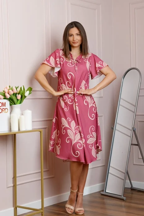 Rochie midi roz cu imprimeu floral ivoire si snur la decolteu Shelby