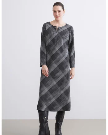 Rochie dreapta cu model in carouri, Negru/Gri inchis