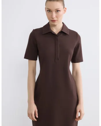 Rochie mini cu guler clasic, Maro