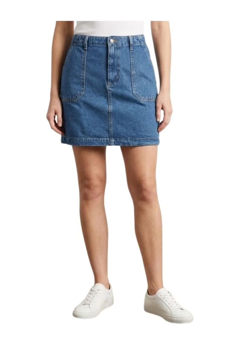 Fusta mini din denim,