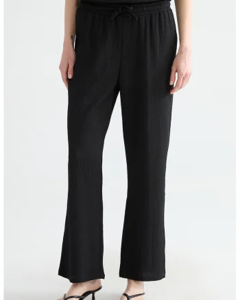 Pantaloni drepti cu aspect texturat, Negru