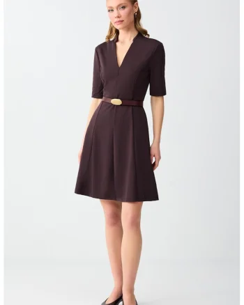 Rochie mini evazata cu decolteu in V, Maro inchis