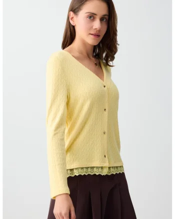 Cardigan tricotat fin cu terminatie din dantela, Galben pai