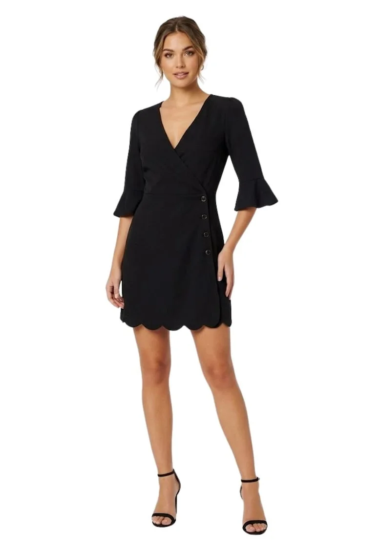 Rochie cu terminatie valurita,