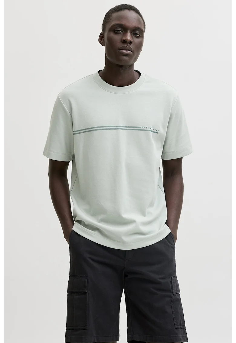 Tricou lejer cu decolteu la baza gatului, Albastru deschis