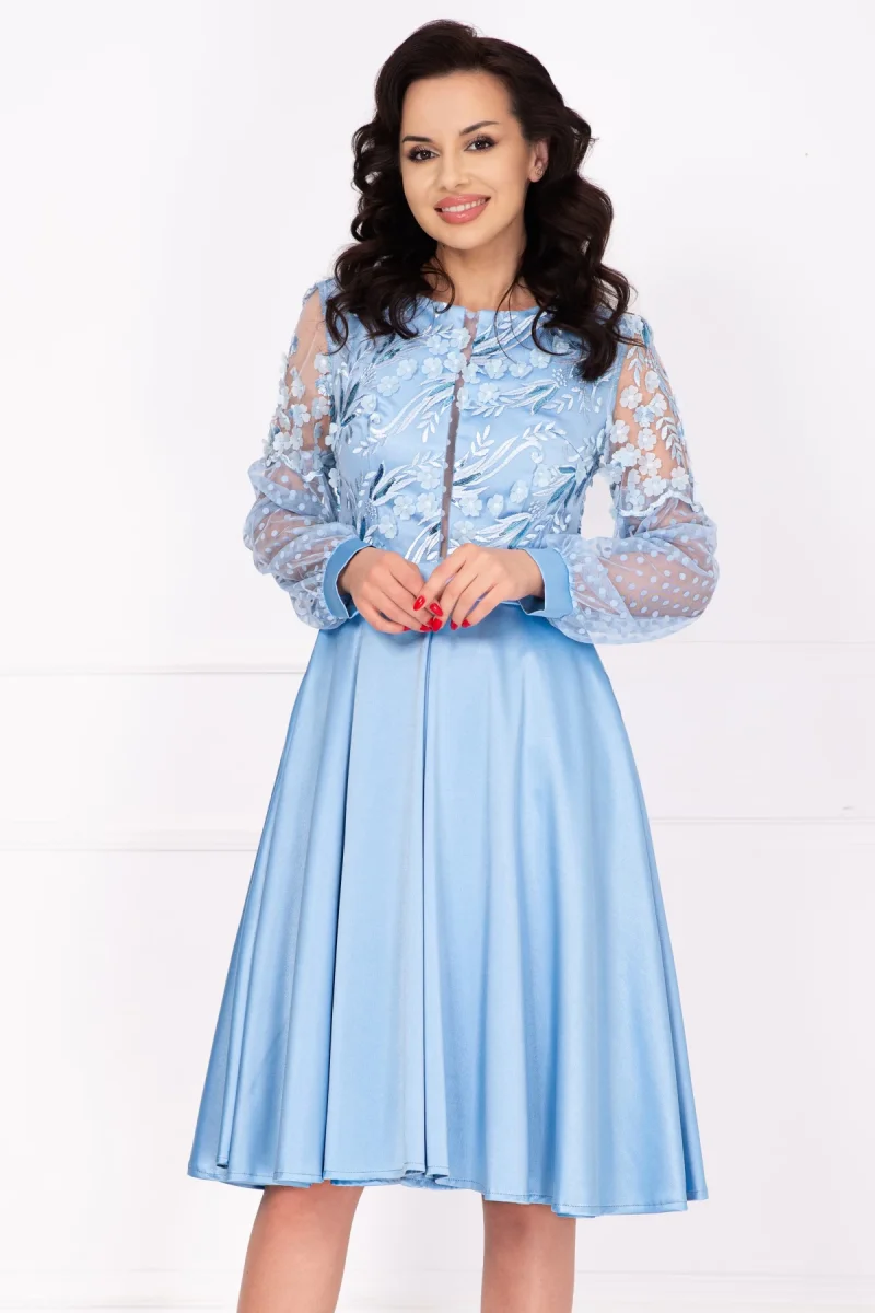Rochie de ocazie midi bleu Jennifer in clos cu bust brodat