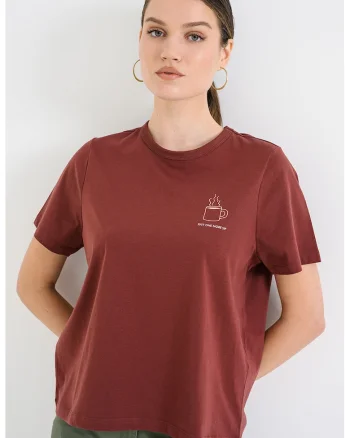 Tricou cu decolteu la baza gatului si imprimeu pe partea din spate, Maro scortisoara