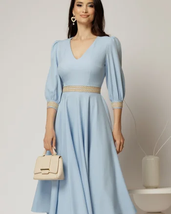 Rochie DY Fashion midi bleu cu banda decorativa pe talie si mansete