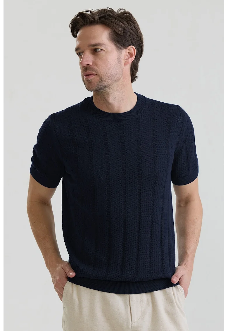 Tricou tricotat cu decolteu la baza gatului, Bleumarin