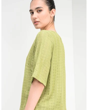 Bluza cu broderie si decolteu barcuta, Verde fistic
