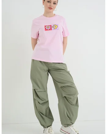 Tricou cu decolteu la baza gatului si imprimeu logo, Roz pastel