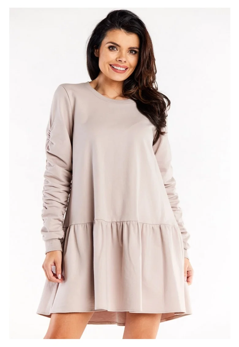 Rochie De Dama,  Model Trapez Oversize Cu Volan, Bej, 95% Bumbac 5% Elastan, Rochie Mini Cu Maneci Lungi Incretite, Rochii Elegante Casual, Tinuta Luxoasa De Zi, Croiala Lejera Si Foarte Confortabila, Fabricata In Polonia, Stil, Bej