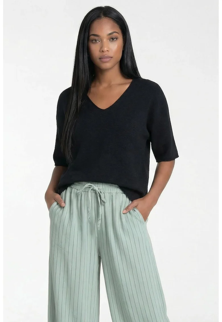 Pulover dama  M1319, negru, croiala clasica, decolteu in V, maneca scurta, viscoza