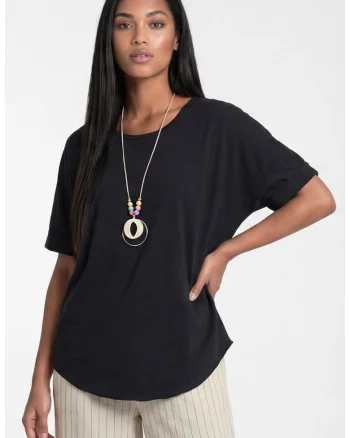 Bluza de dama M1322, neagra, croiala lejera, decolteu rotund, maneca scurta, lungime standard, material 100% poliester, stil casual