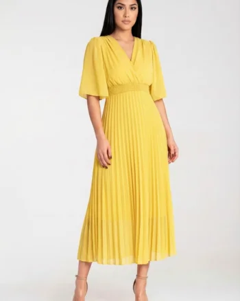 Rochie de dama  plisata, galben, material vaporos, cu decolteu petrecut, maneca scurta tip fluture,