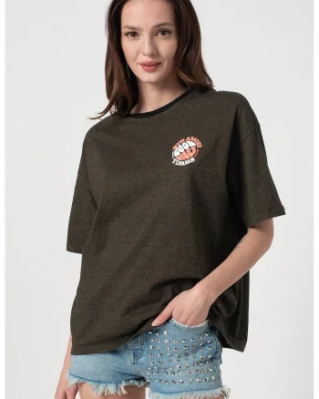 Tricou lejer cu decolteu la baza gatului si logo, Verde melange