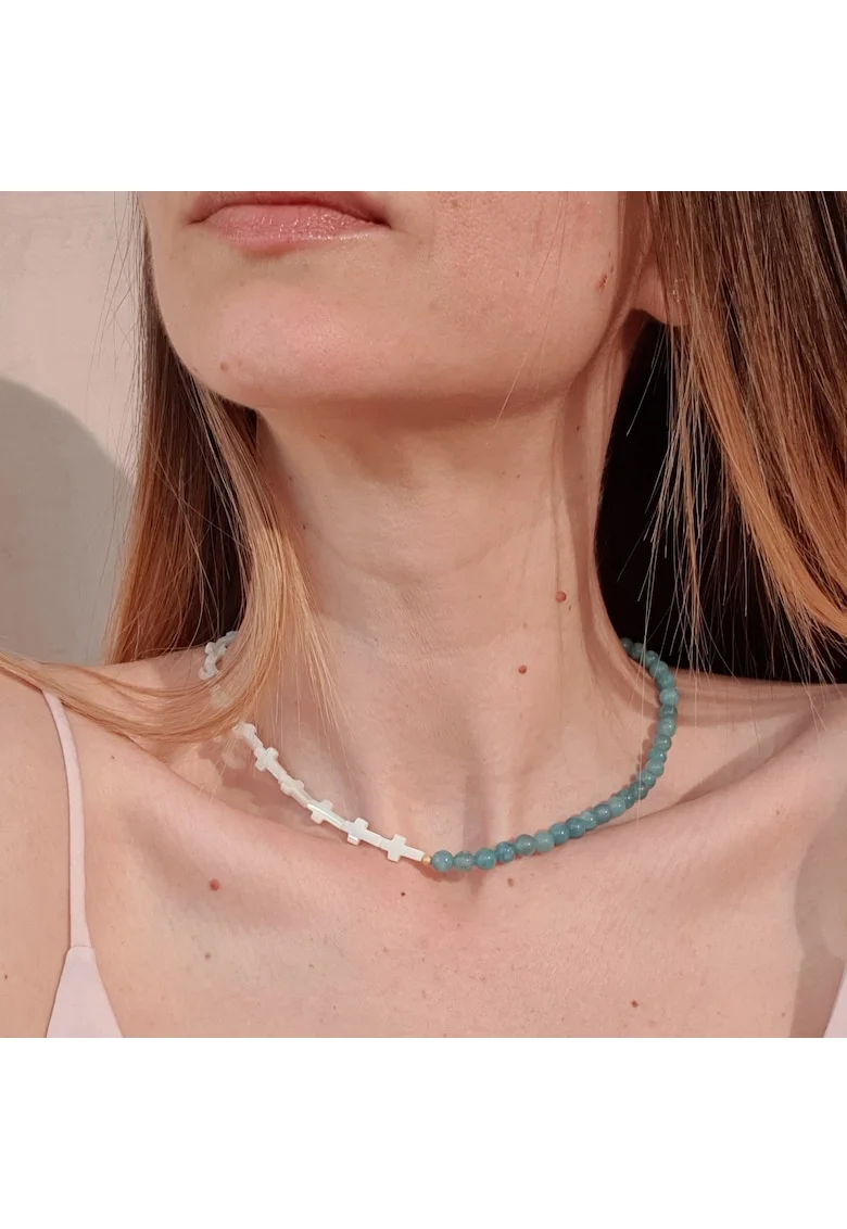Colier din cuart albastru si cruciulite din sidef cu argint 925 placat cu aur de 14k, 41 cm