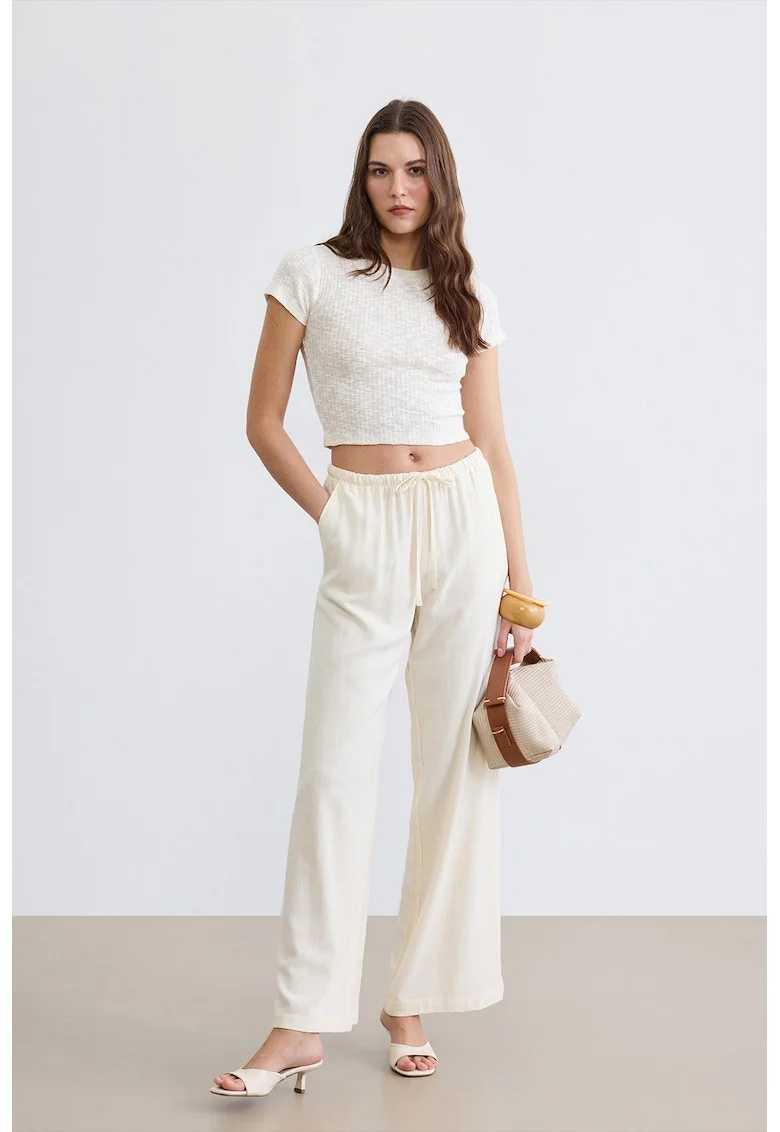 Pantaloni din amestec de in cu croiala ampla, Crem