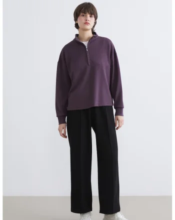Pantaloni drepti cu detalii cu pensa, Negru