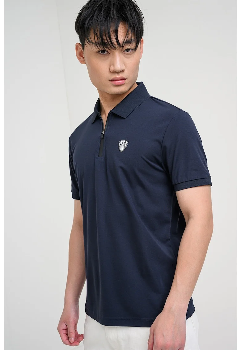Tricou polo slim fit Train Premium Shield, Albastru ultramarin