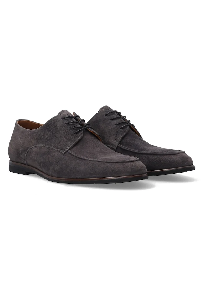 Pantofi de piele intoarsa
