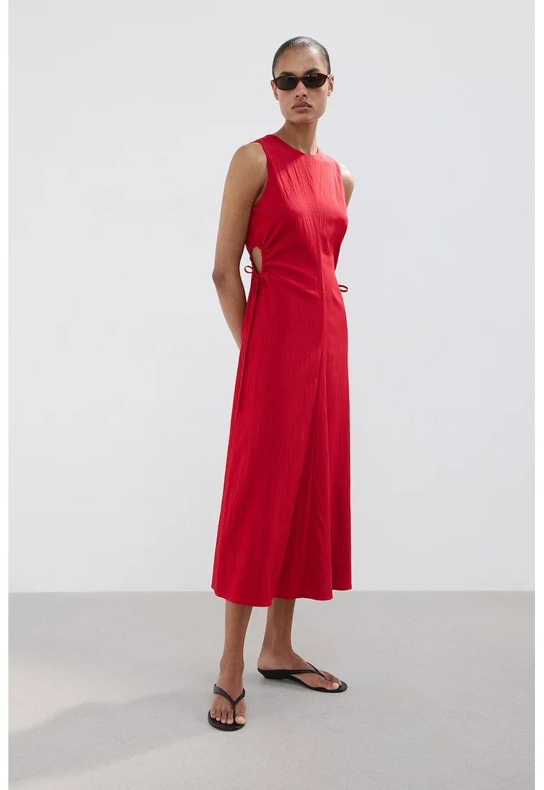 Rochie dreapta cu decupaje si snururi, Rosu
