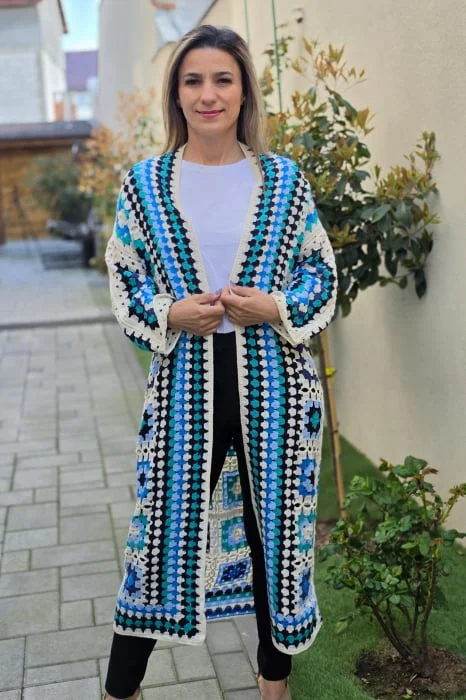 Cardigan brodat macrame