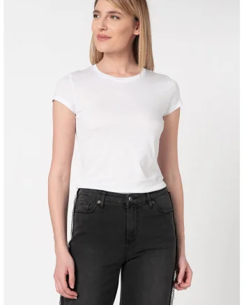 Tricou cu decolteu la baza gatului, Alb