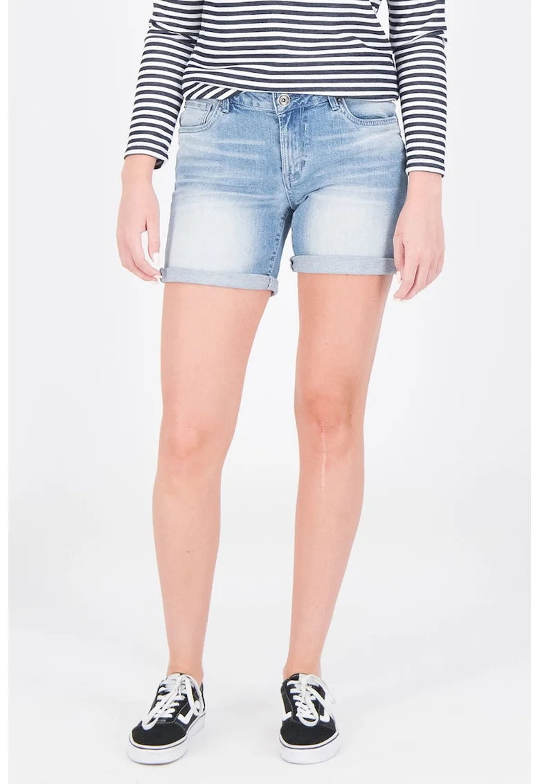 Pantaloni scurti slim fit din denim, cu aspect decolorat Rachelle, Albastru deschis