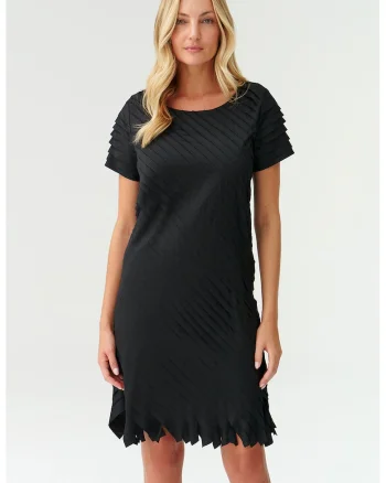 Rochie cu decolteu rotund si model stratificat, Negru