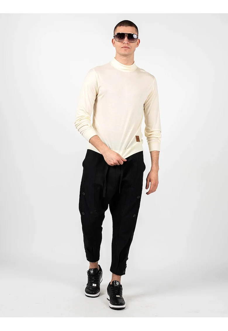 Bluza cu turtleneck,