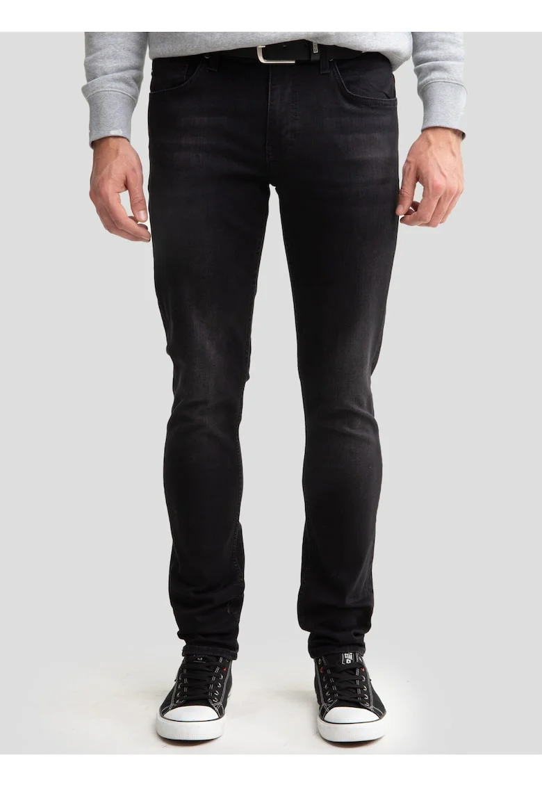 Blugi skinny  model Deric 950, negri, bumbac cu elastan, usoare abraziuni