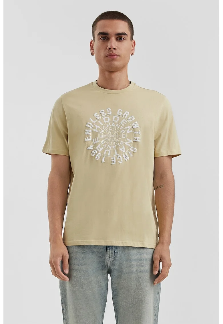 Tricou cu imprimeu text si decolteu la baza gatului, Bej deschis