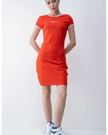 Rochie-tricou mini, Rosu