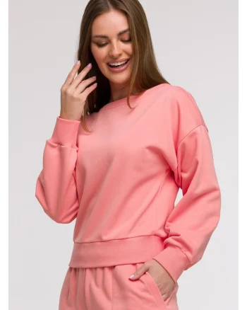 Bluza cu spatele decupat,