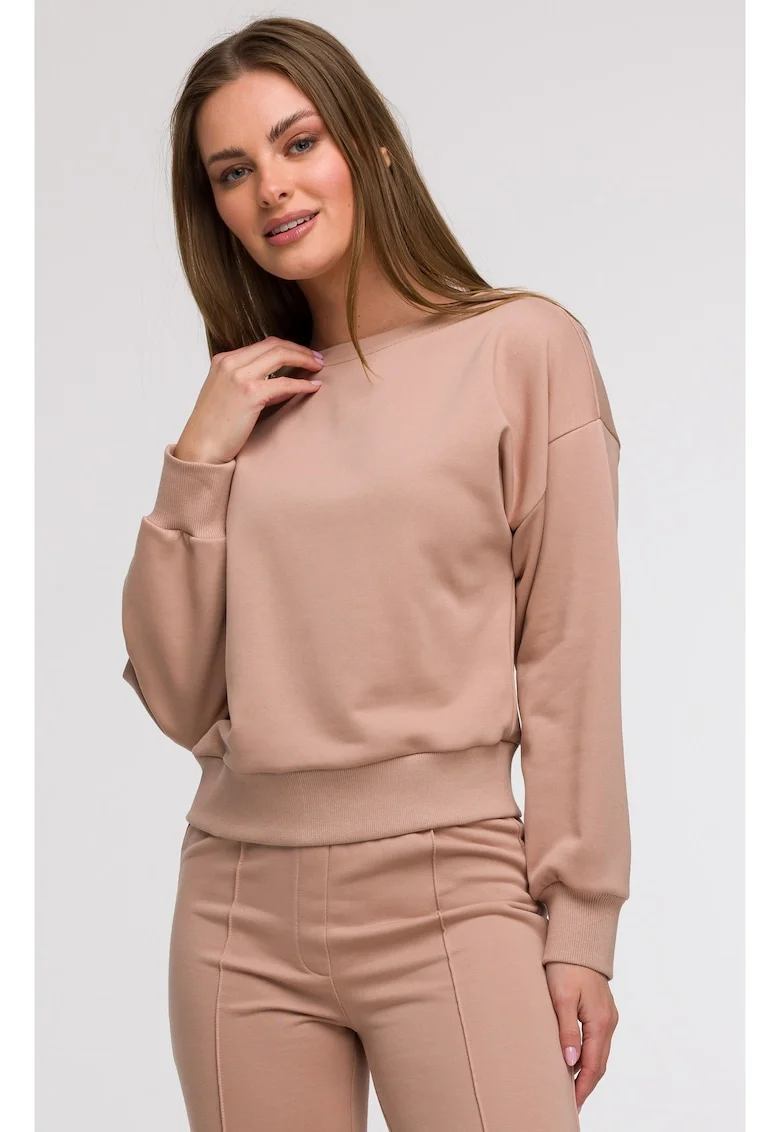 Bluza cu spatele decupat,