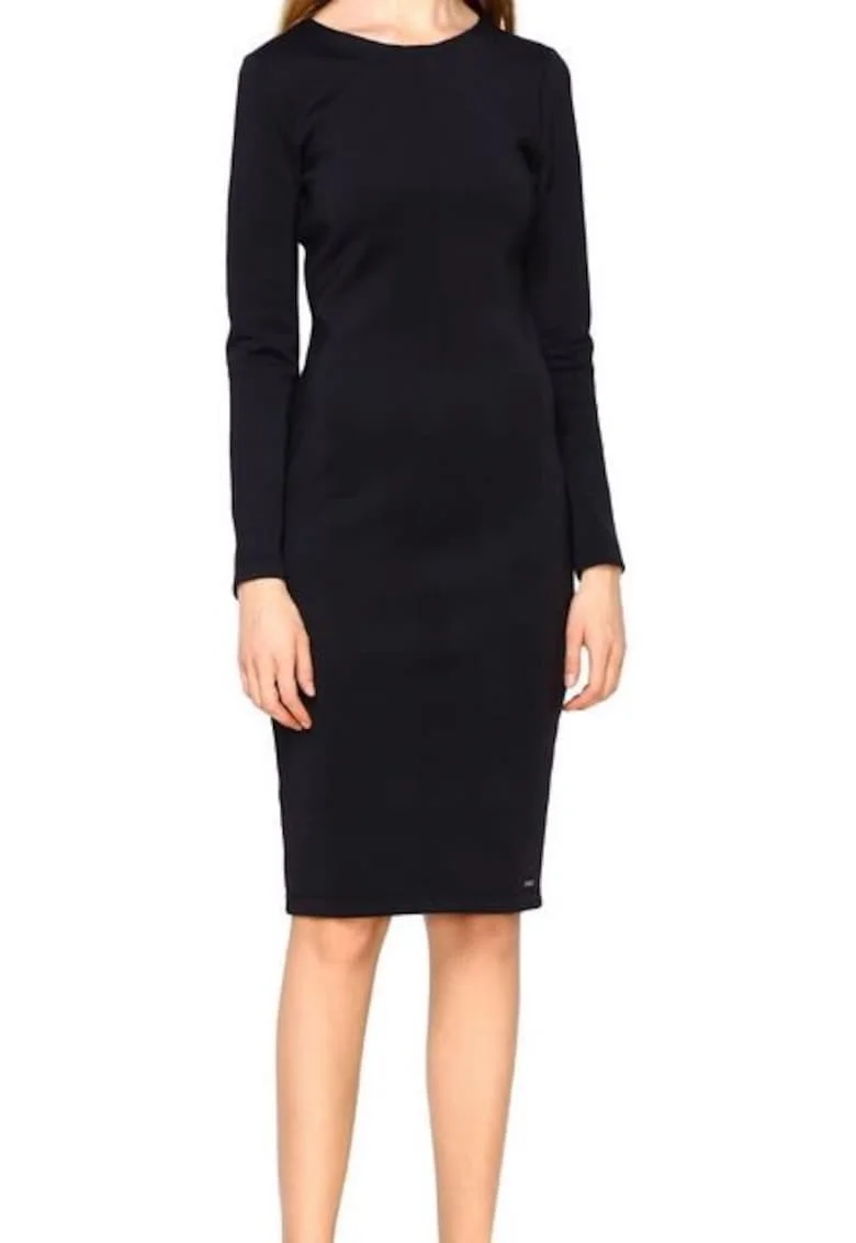 Rochie cu maneci lungi