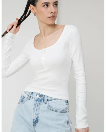Bluza uni cu decolteu rotund, Alb murdar