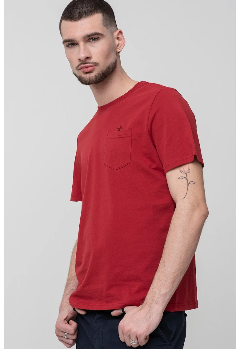 Tricou cu decolteu la baza gatului si buzunar pe piept, Caramiziu