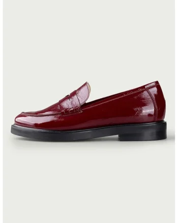 Pantofi loafer din piele lacuita, Visiniu