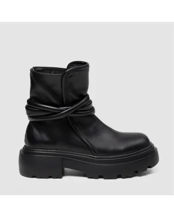 Ghete din piele Twist, Negru