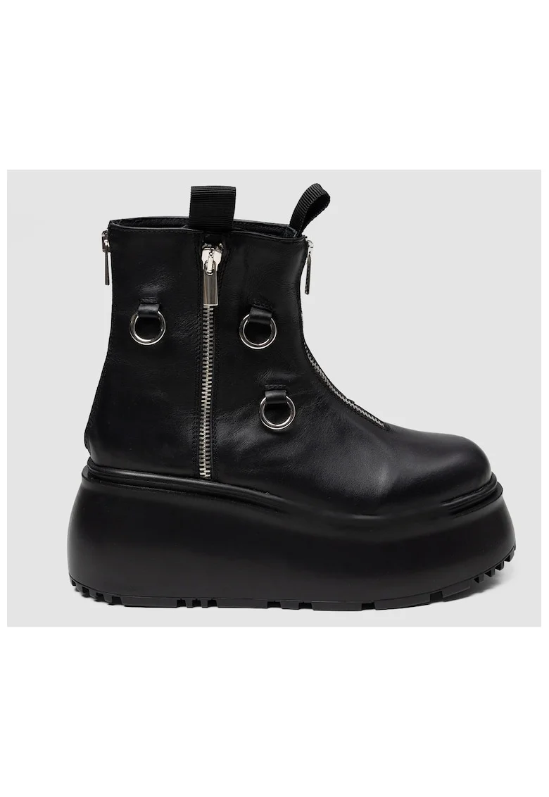 Ghete din piele cu anouri metalice Rebel, Negru