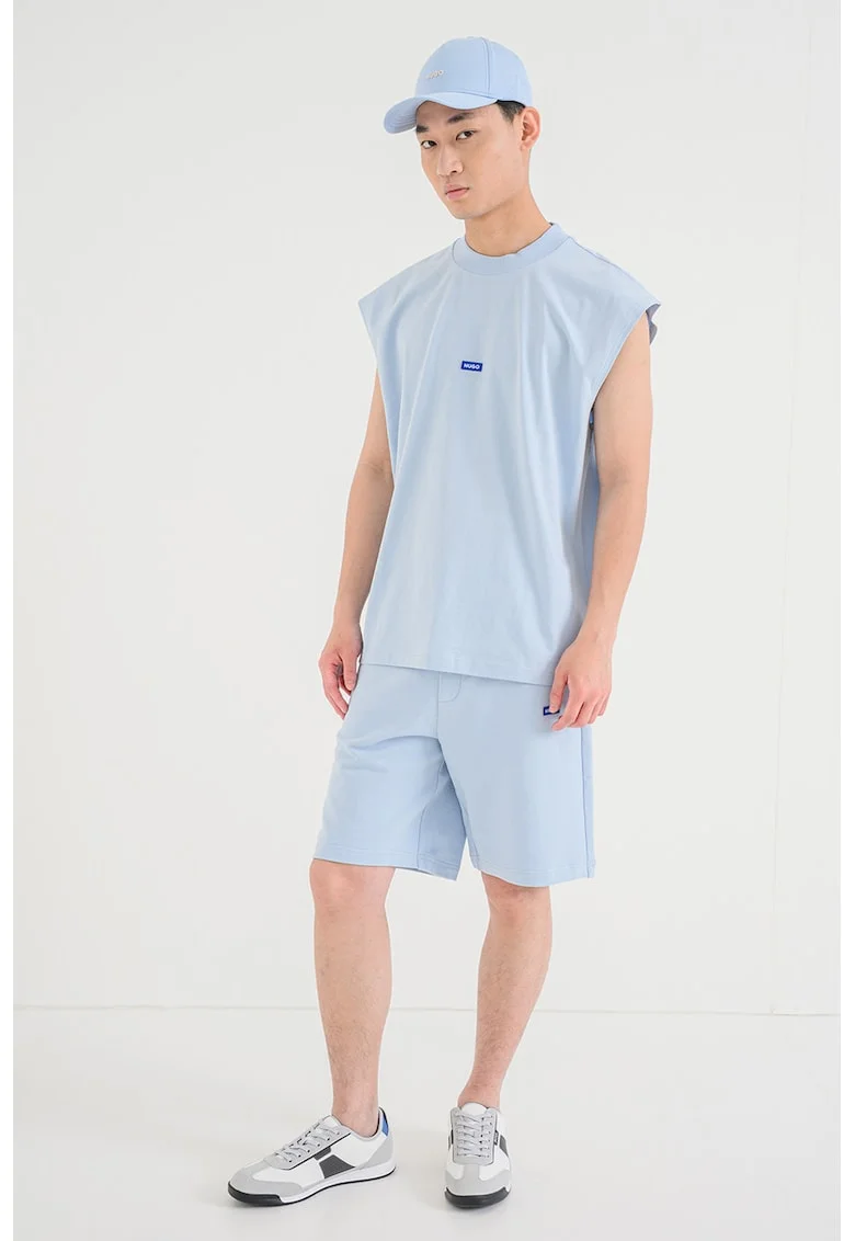 Tricou fara maneci cu decolteu la baza gatului Navertz