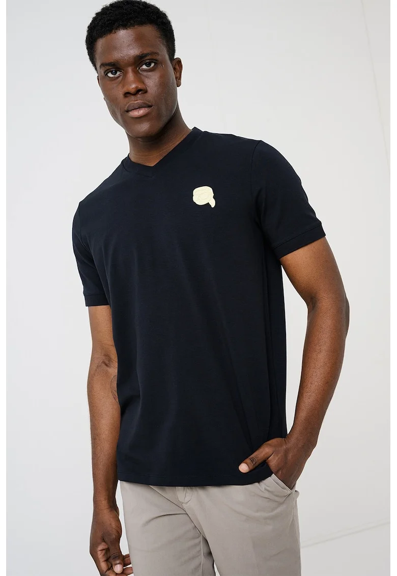 Tricou slim fit cu decolteu in V, Negru