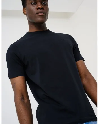 Tricou slim fit cu decolteu la baza gatului, Negru