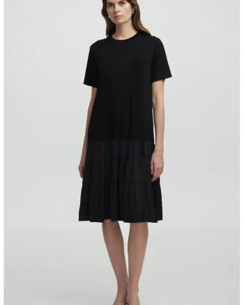 Rochie-tricou stratificata, Negru stins