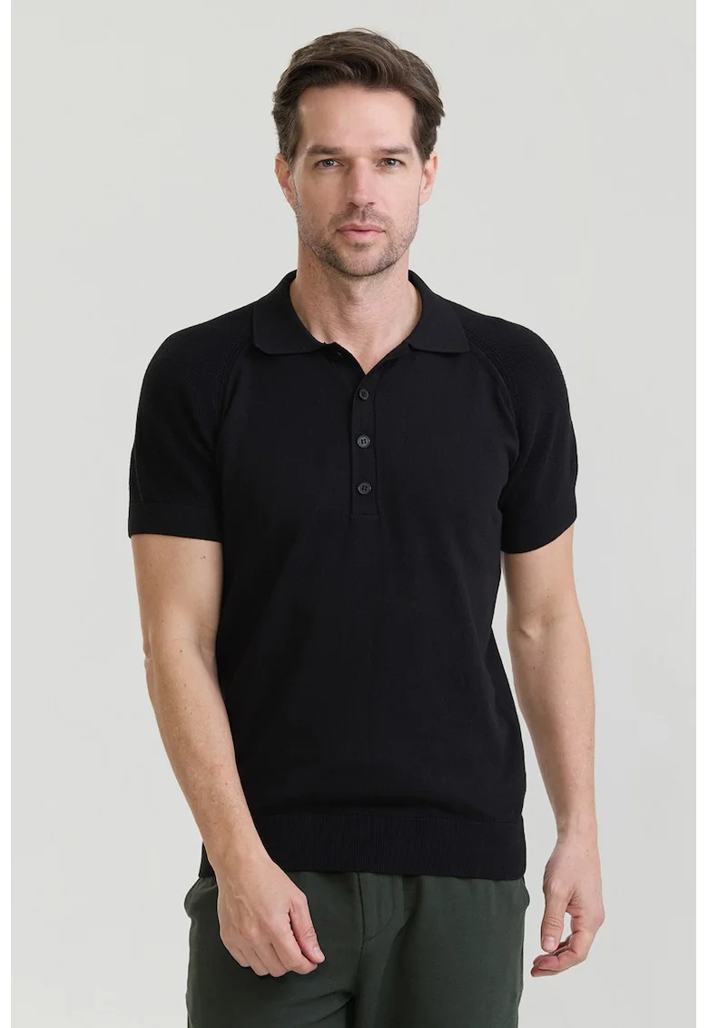 Tricou polo cu maneci raglan, Negru