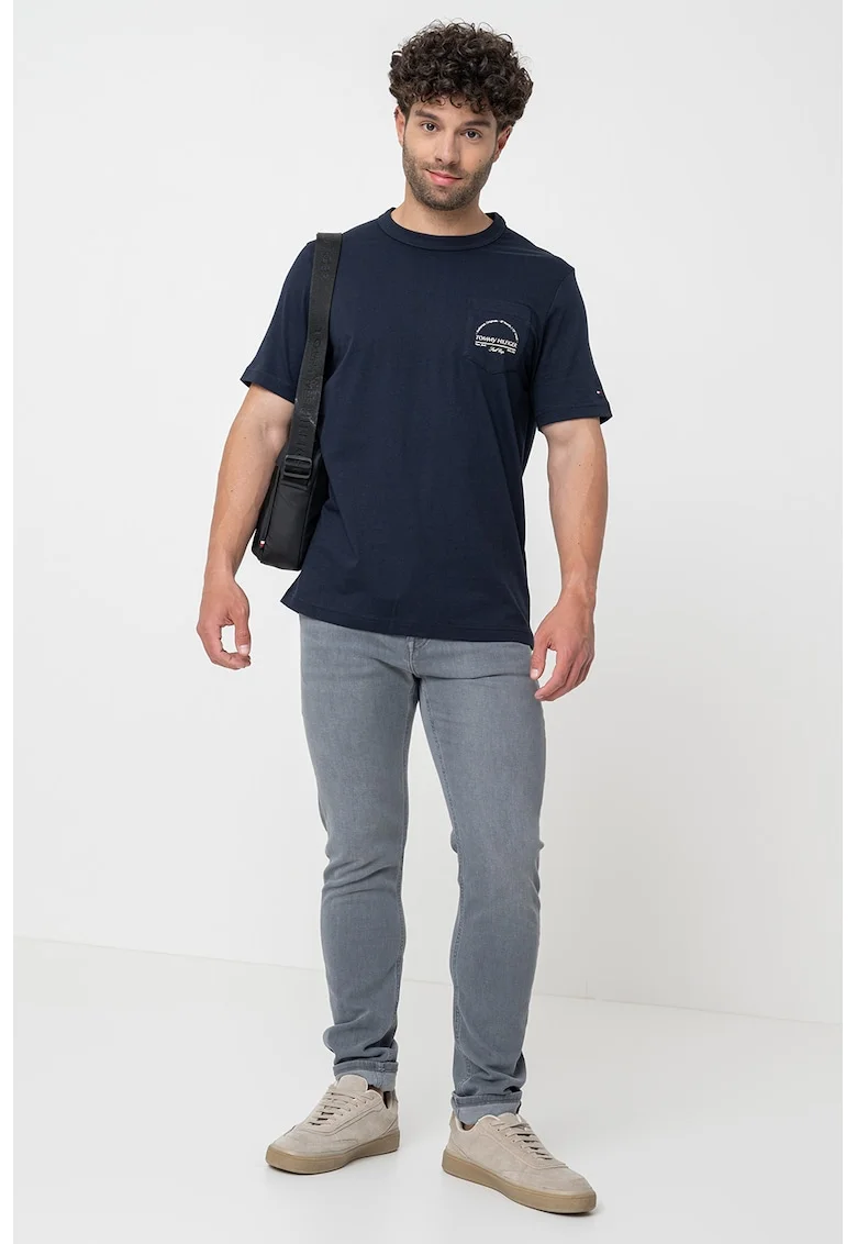 Tricou cu decolteu la baza gatului si buzunar pe piept, Albastru ultramarin